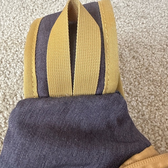 Chic Navy and Tan Crossbody Bag - Picture 10 of 10